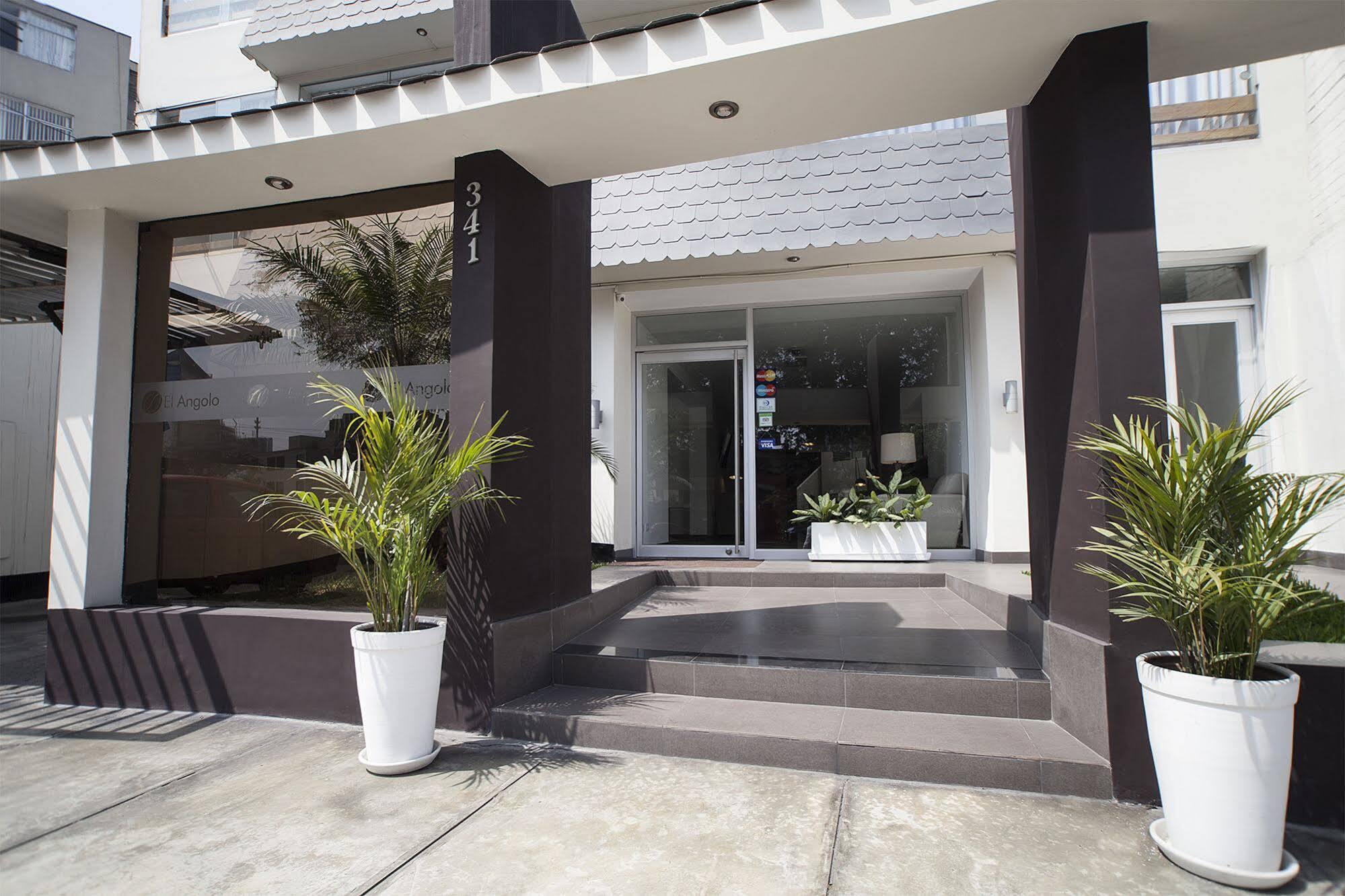 El Angolo Lima Exterior foto